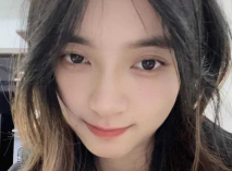 大學女生鐘萌同時擁有多男被爆！還拍自慰片勾引新男人！