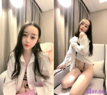 小熱巴超嫩高顏值妹子自慰啪啪雙女熱舞扭動，特寫震動棒抽插口交後入大力猛操