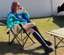 騷女友上位搖很兇