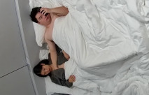 大學城 拍到一對完美炮搭子 男的胖女的靚 絲襪破壞 邊做邊自己拍 女的有點像單依純