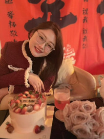 新鮮出爐的語文老師，喜愛露出，戶外露出大奶子