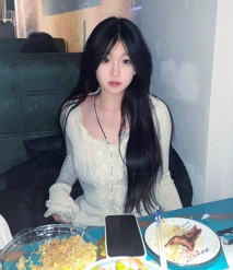 廣東南華工商職業學院大二學生『李雅婷』主動發出自己性感的自拍！