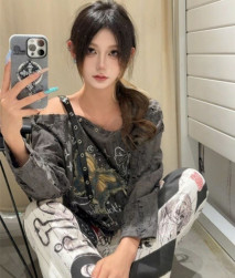 山東理工大學清純學生妹徐悅與男友做愛視頻泄露 嫻熟口技含屌舔蛋無套抽插雙乳晃得起飛！