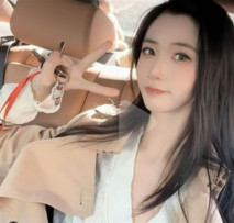 最新抖音泄密！豪爽氣質御姐【魚魚】萬元一對一粗屌插穴嚎叫噴水