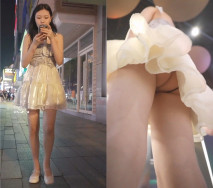 一路跟蹤抄底短裙妹穿著兩根細繩一樣的內褲 上樓梯的時候步子邁大了一點大肥逼一閃而過