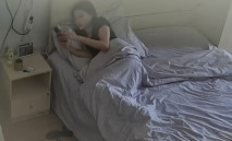 五月最新流出 安防酒店攝像頭偷拍高顏值外圍小姐姐網約兩個嫖客啪啪