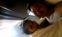 小哥在麻將館勾搭上的少婦趁她老公不在家玩69啪啪