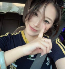 網友炫耀與女友的性愛片