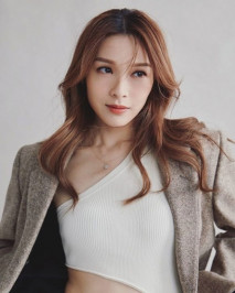 TVB視后 李佳芯 大學時期與男友自拍流出，親出感覺了主動騎乘位搖曳！