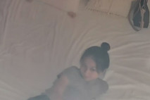 安防酒店攝像頭偷拍 小夥和漂亮女友半夜開房過夜 各種姿勢給妹子舔逼早上上班前再幹一炮