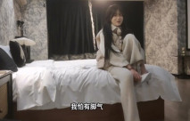 【精品獵艷】阿良探花 - 18歲嫩妹休學下海兼職 小穴一碰就抖動特別敏感 白嫩的肌膚香軟無比 抱起操被榨乾了