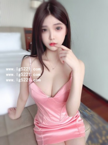 台中.美容師瀨85PO喬苑161.46.小D.26歲 溫柔型的姐姐 膚白細嫩做愛專業