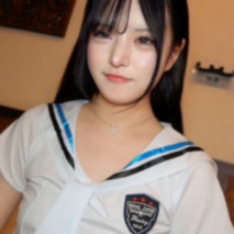 【無】白皙美肌的黑髮辣妹！ 白色水手服，淫蕩爆棚。白皙女人最棒了！吞精中出