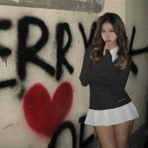 抖音網紅小夢別哭跳給你看