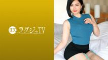 ラグジュTV 1614 表現の幅を広げたいと美人官能小説家がAV出演！感度抜群な乳首を弄るだけで彼女はビクビクと反応し、いやらしく生い茂る陰毛の奥にはいつしか湿り気が…。旦那様とは違う攻められ方に興奮を隠し切れず、淫乱な表情を浮かべ欲望を露にして喘ぎイク！