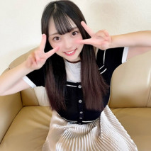 盡情享受J罩杯美瑤醬的性愛吧♡ 極致的乳交，讓你的雞巴爽歪歪。雖然她戴著面具遮住了臉，但中途卻露出了真容……！