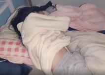 趁妹妹熟睡把她上了