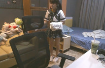 【新品流出】，現實版門醬，專約JK嫩妹子【石先生】嗲聲嗲氣雙馬尾可愛嫩妹，搞完一次又梅開二度