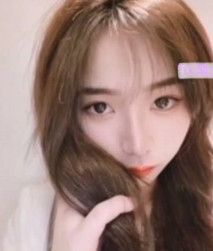 正妹視訊濕濕的