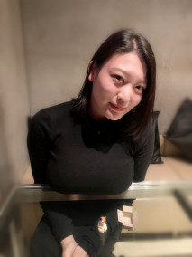 離婚人妻 因為婆媳關係原因 壓迫了很久 跟老公關係也不好 想出來釋放自己