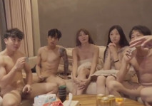 【新作】秋元 (jokerfish201777) 黎芷媗 喬喬《包棟民宿性愛派對》6男2女大雜交 淫亂至極