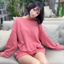 什麼，這個樣子37歲？ ！這位身高168cm的賽車女郎，直是某平台的爆紅女神。她那美腿性感的呻吟聲，簡直讓人欲罷不能。我在找老公，拜託了。