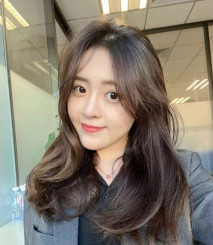 氣質清純的女大學生 私下卻如此放浪