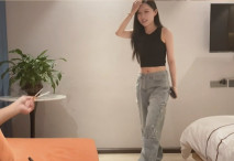 8-20新片探花歐陽克-網約02年舞蹈學院的妹子白白嫩嫩的屁股奮力抽插碰撞好爽啪啪聲響亮