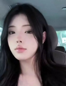 抖音Ts網紅【魚仔】懵懂的蘿莉臉下有著巨屌神器