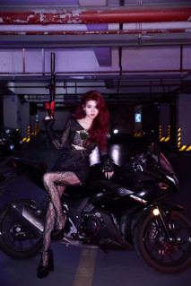 性感高中生林雨欣的朋友圈